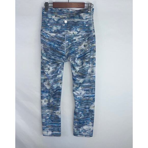 Lululemon Women Wunder Under Blurry Belle Blue Abstract Cropped Leggings Size 4? - Picture 2 of 5
